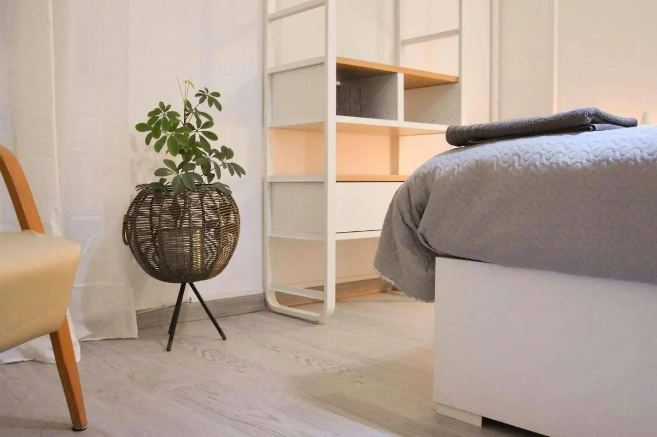 Apartment Galliera Street Bologna
